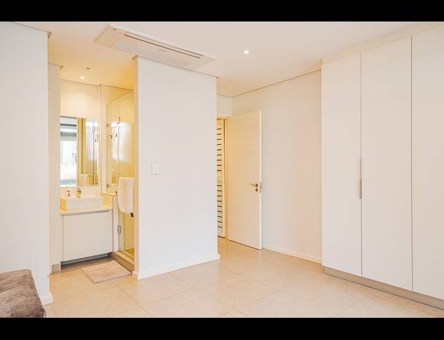 2 BEDROOM APARTMENT FOR SALE IN SIBAYA PRECINCT